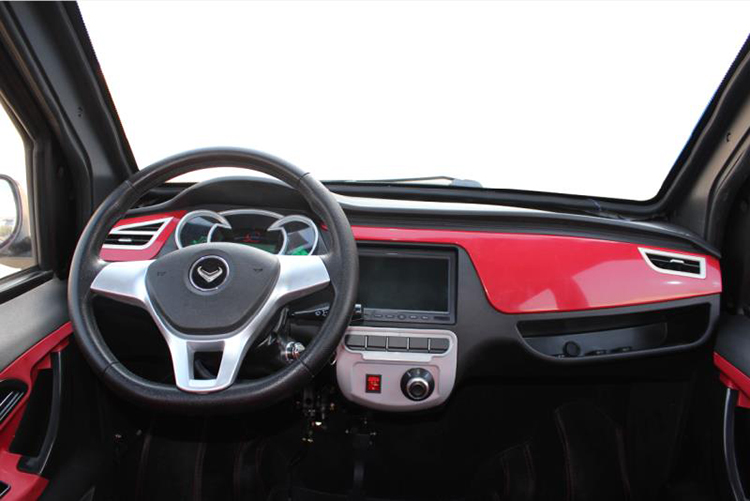 4 Seats Electric Car Niudian X7 Fast Charging 60V3000W Motor Power 55/70R12 Tire Size