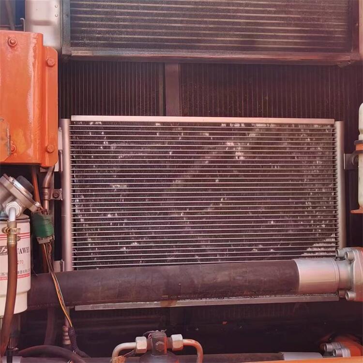Original Korean Doosan DX225 Excavator in with Machine Weight of 22000 KG