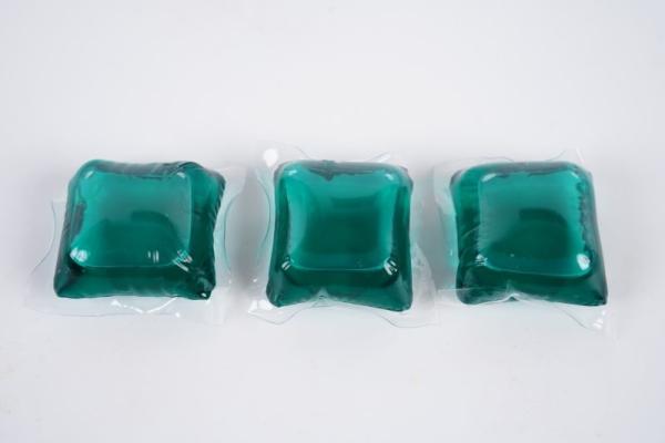 Buy cheap Liquid Laundry Capsules Eight Times Concentrated Stain Removal Perfume Grade 12g / 15g / 20g from wholesalers