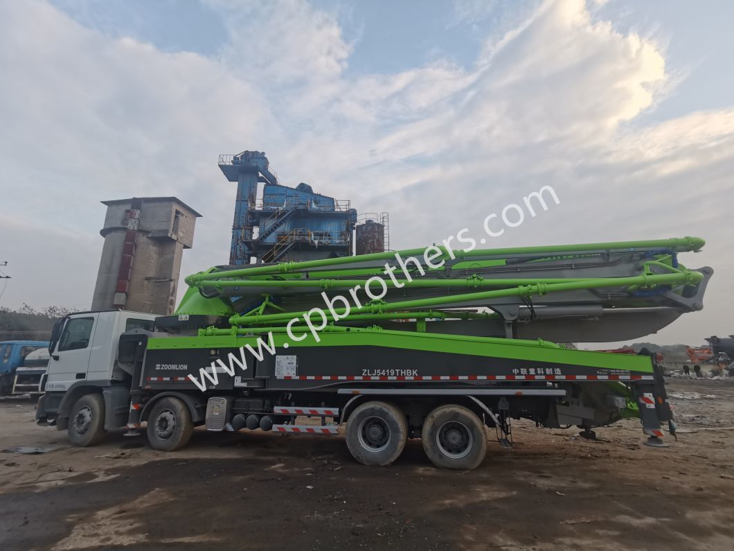 2019 Used Concrete Pump Truck Boom Pump with Mercedes Benz
