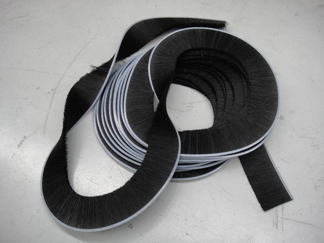 Extruded Flexible Industrial 5.0mm Back Brushes Strip With Nylon Backing