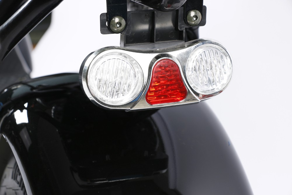 800w Citycoco Scooter XWZ-H001 with 60V 12AH Lead Acid Battery and Max Speed of 25km/h