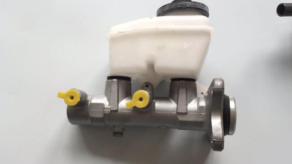 47201-60540 47201-60570 FITS TOYOTA 47201-60540 Brake Master Cylinder Sub