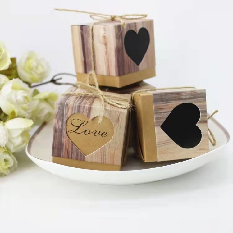 Laser Cut Heart Wedding Paper Box 5x5x5cm Birthday Party Favor Boxes