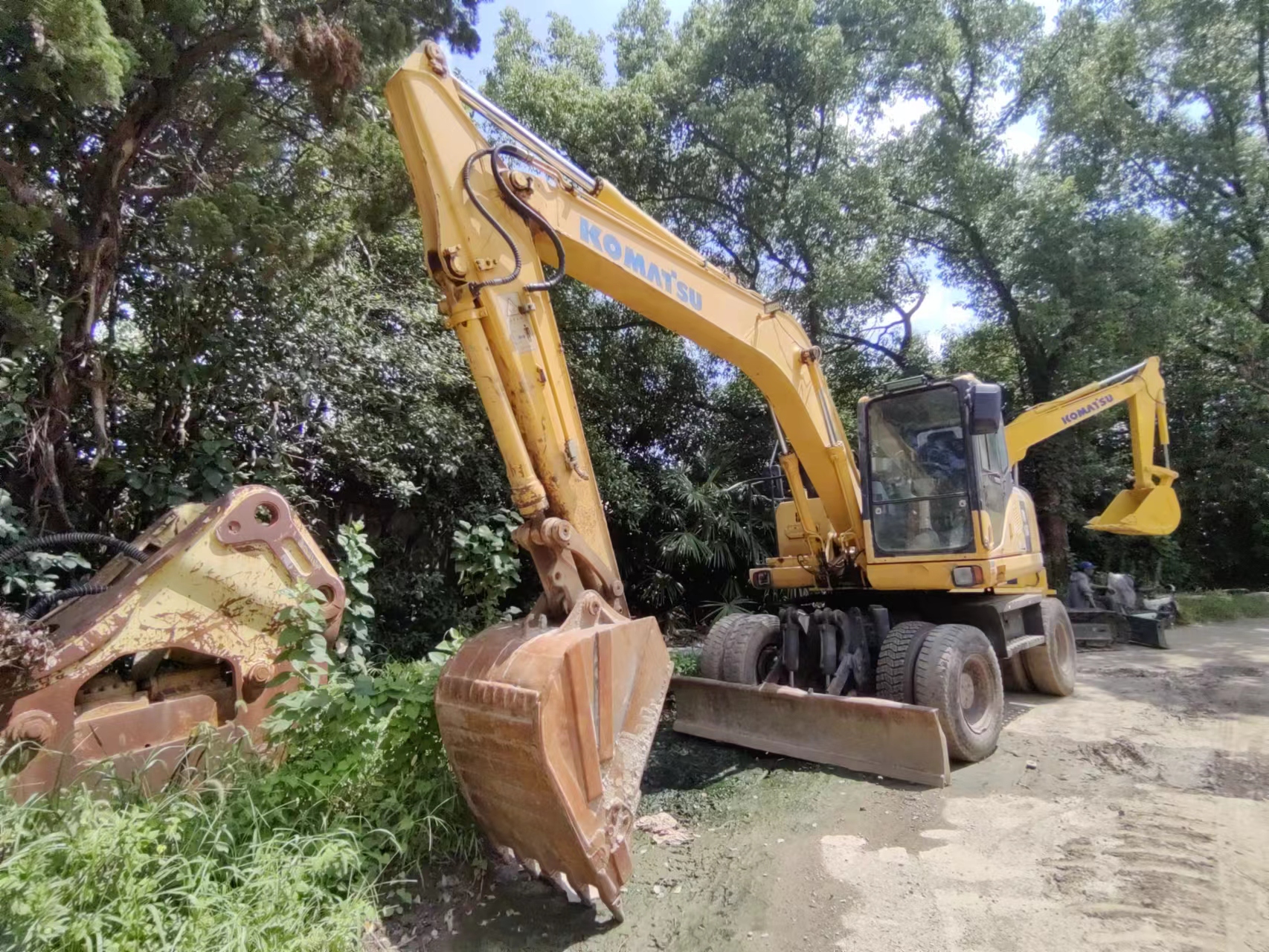 16 Ton Japan Mini Excavator Komatsu PC160 PC PW 160 with Machine Weight of 16000 KG
