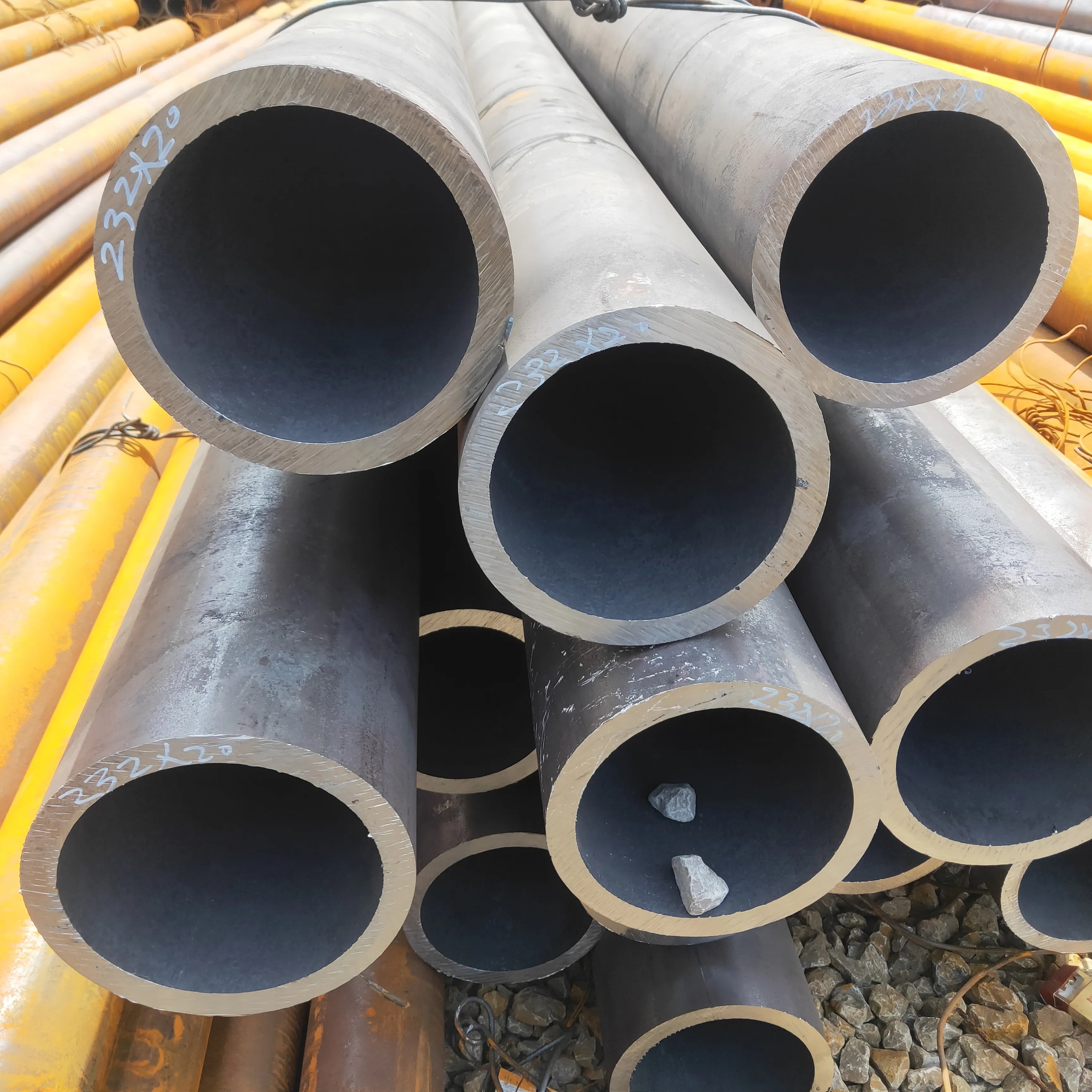Corrosion Resistant A106 Steel Pipe Black 1000mm Hydraulic Bending