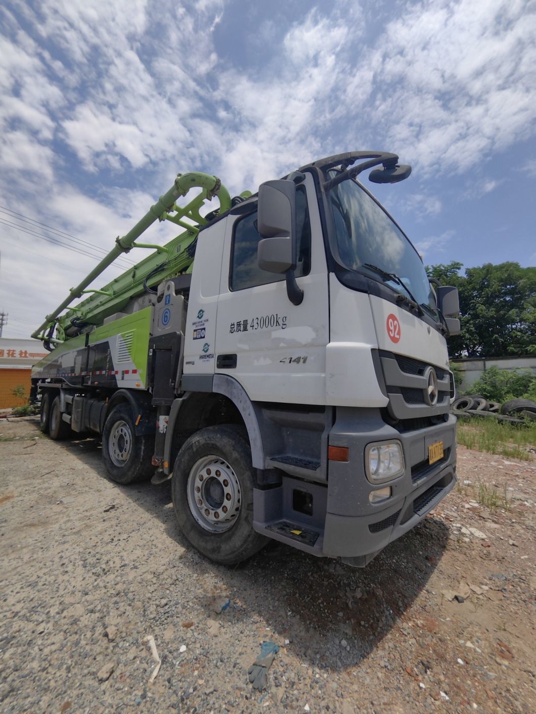 2019 Zoomlion 56m Used Concrete Pump Truck Heavy Equipment with Mercedes Benz Chassis