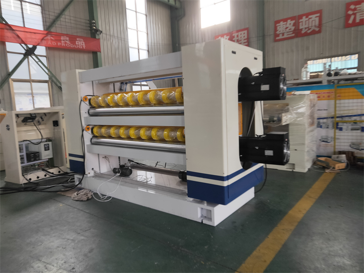 accuracy 380V Voltage Nc Sheet Cut Off Machine for Corrugated Cardboard Manufacturing