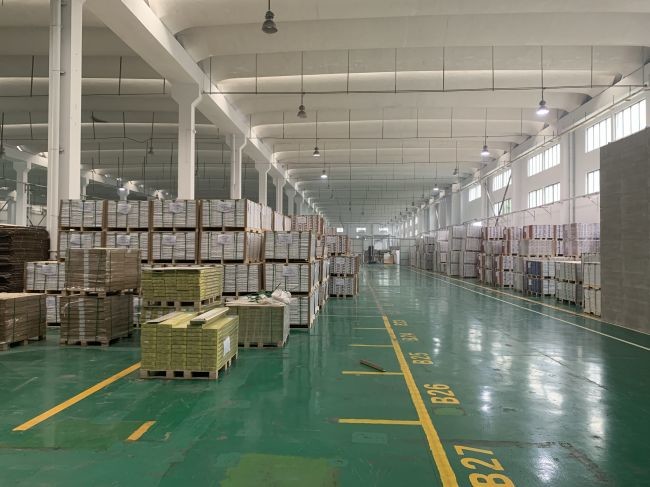 20mil Wear Layer Herringbone SPC Click Flooring Anti Bacterial