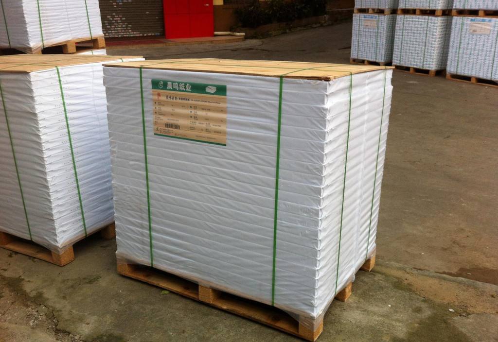 Offset Printing Raw White Color Bond Paper in Different Paper Sizes