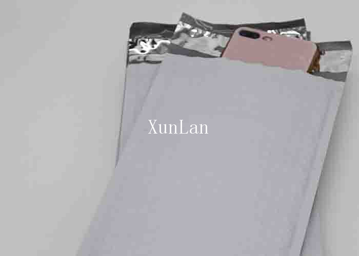9 * 12 Inches Custom Printed Poly Bubble Mailer Envelopes No Breaking Against Moisture