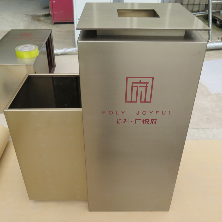 Outdoor Decorative Pull Out Stainless Steel Dustbin Use For School