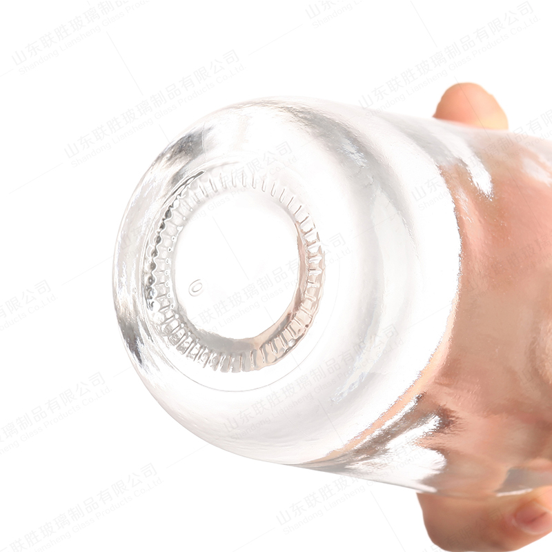 Transparent Super Flint Glass Bottle with Cap Cover 700ml 750ml Custom Size Accepted