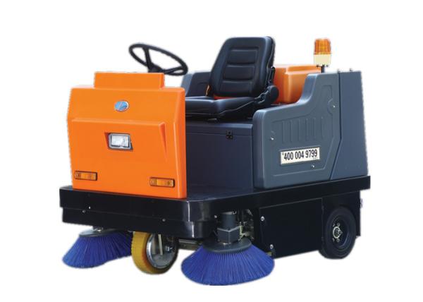Three Wheels One Seat Suit Ride On Floor Sweeper , Carpet / Street Sweeping