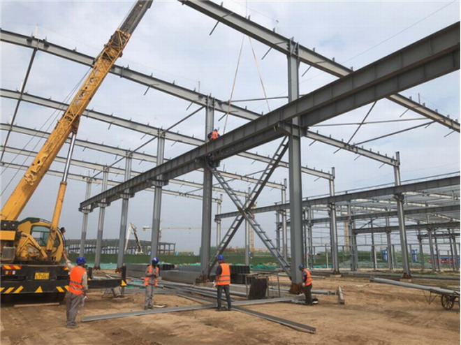 Eco Friendly Prefab Metal Warehouse Customized Prefabricated Steel Frame Construction