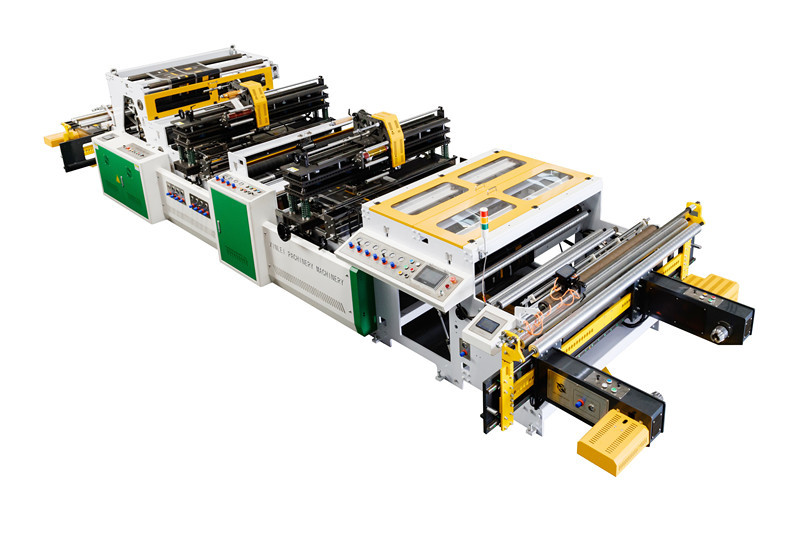 Unwinding Width 1300MM Bag Making Machine With Bronzing Gold Stamp