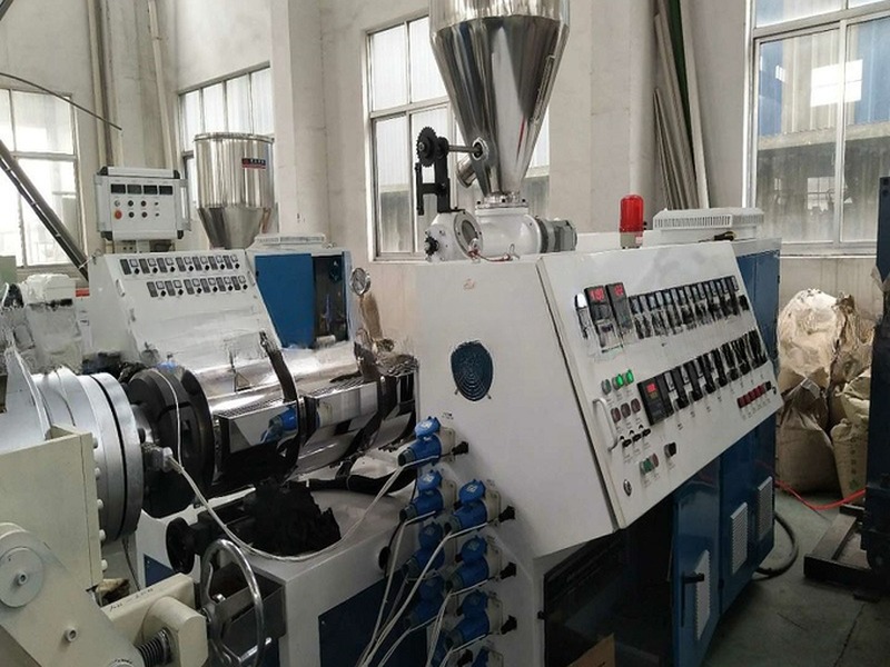 New Hot Sell HDPE Pipe Extrusion Machine