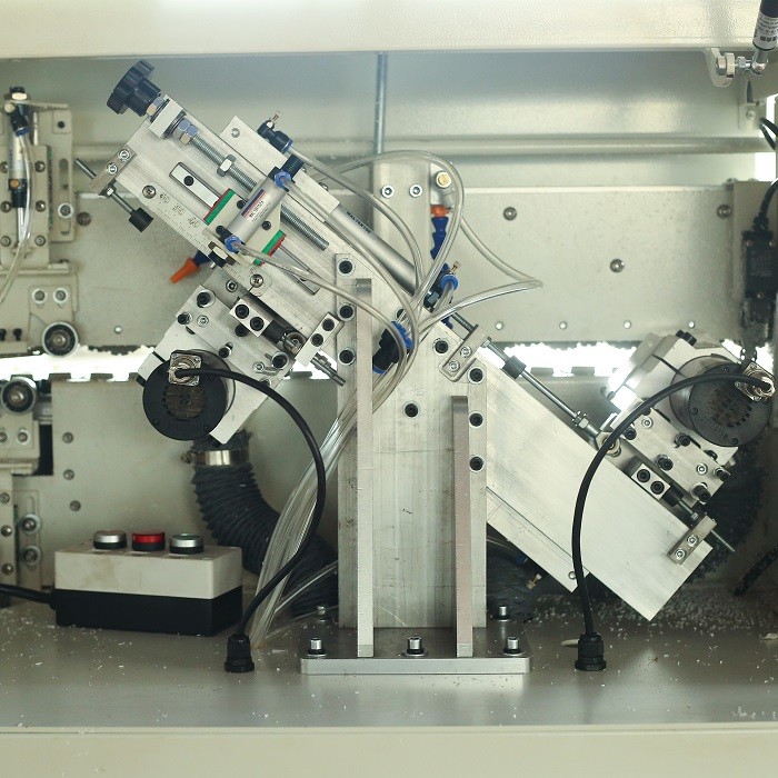 14m/Min Furniture Small Automatic Edge Banding Machine 2400*700*1200mm