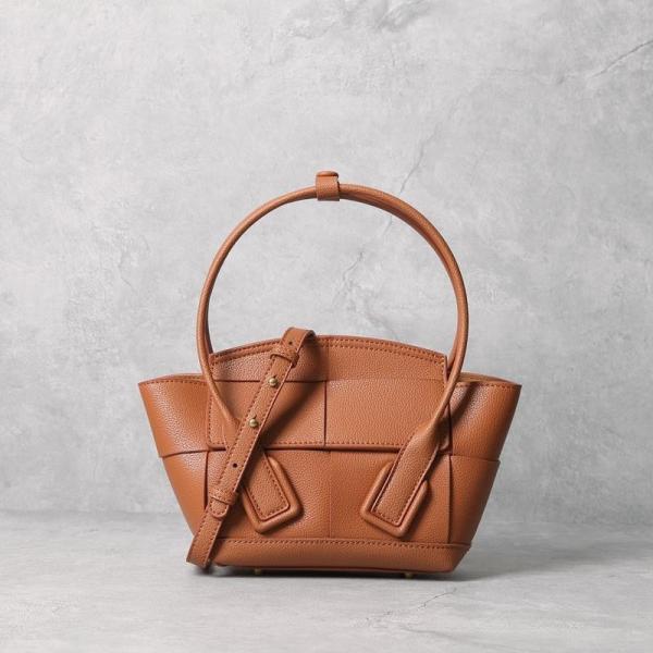 Buy cheap Small Handbags With Shoulder Strap Genuine Leather Shoulder Bags Oem / Odm from wholesalers