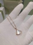 the fan necklace 18kt gold with yellow gold or white gold or pink gold