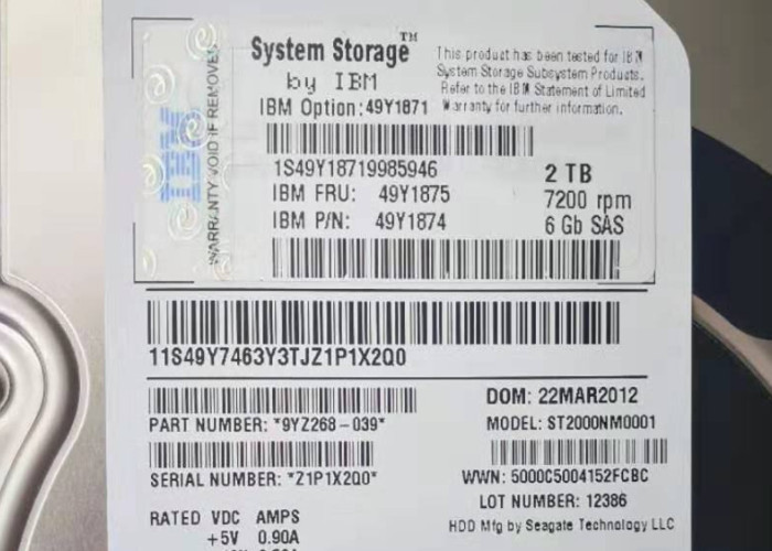 49Y1875 49Y1871 IBM Laptop Hard Drive 2TB SAS 7.2K DS3512 DS3500 Small Size