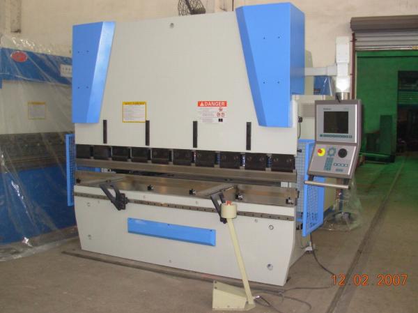 Buy cheap Delem controller system CNC Press Brake Machine 100 ton 3200mm / 4000mm from wholesalers