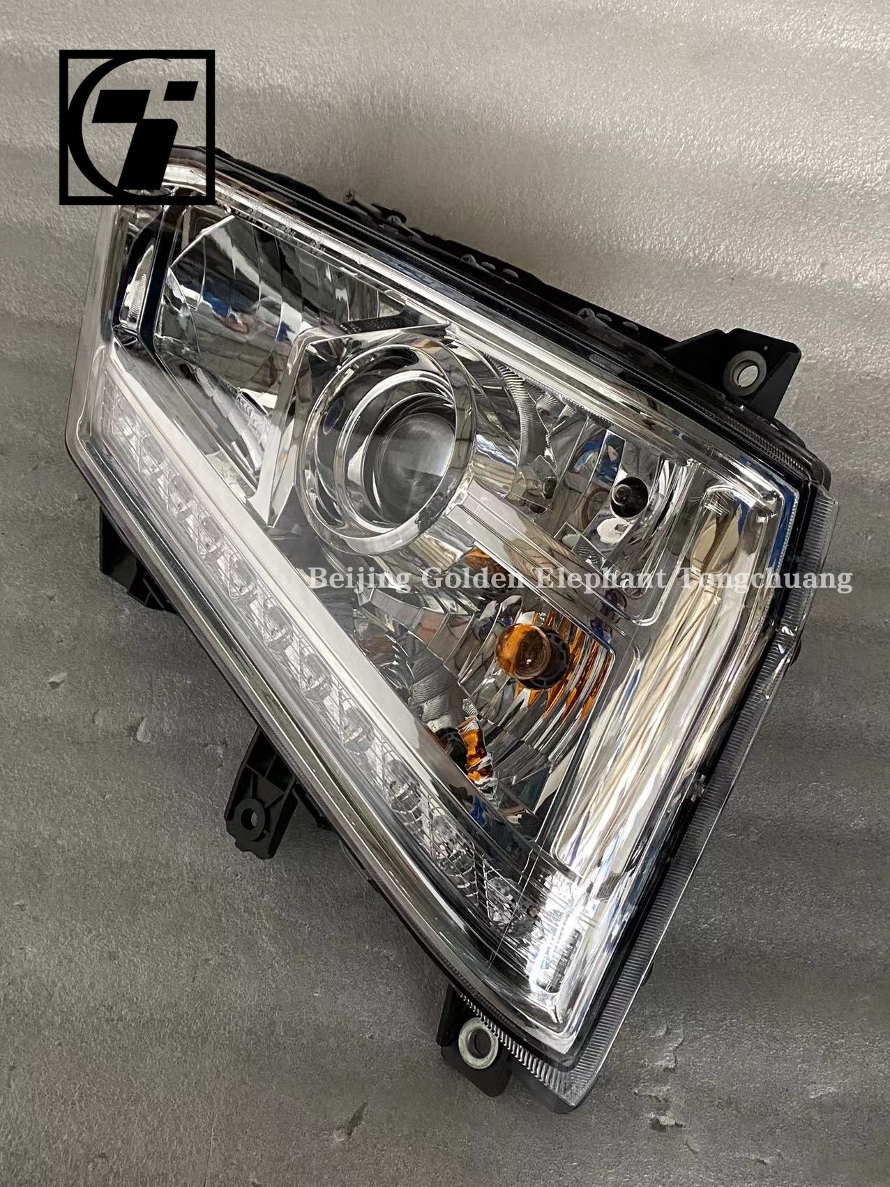 Foton Aumark S1 S3 LED Headlights L1371010102A0 and L1371010202A0 for Combined Light Truck