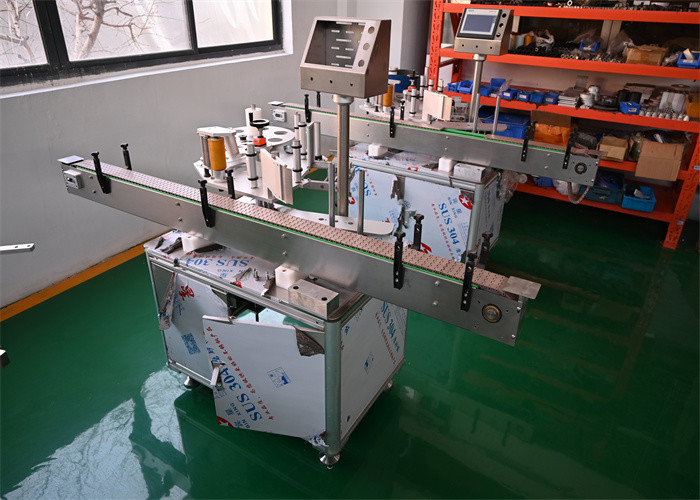 High Speed Automatic Pharma Labeling Machines For 20ml -1000ml Bottle