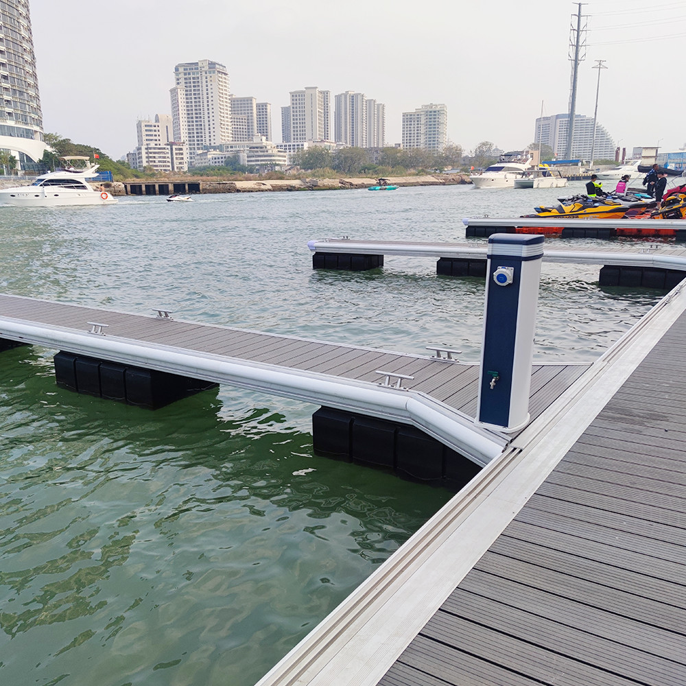 Highly Resistant LLDPE Floater Dock Floats Equipped With Bolts And Nuts For Marina Dock Aluminum Alloy Floating Pontoon