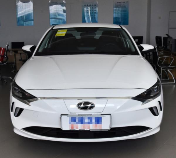Buy cheap Hyundai Feista pure electric 2020 GLS free travel version 4 door 5 seats Compact sedan from wholesalers