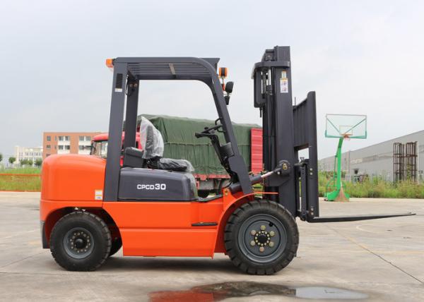 Buy cheap Industrial 3 Tonne Forklift Truck for 3 Meters Max Lifting Height 160MM Free Lift Height from wholesalers