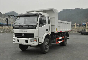 DONGFENG 6 wheel 4X2 dump truck small tipper truck good condition SINOTRUCK gear box