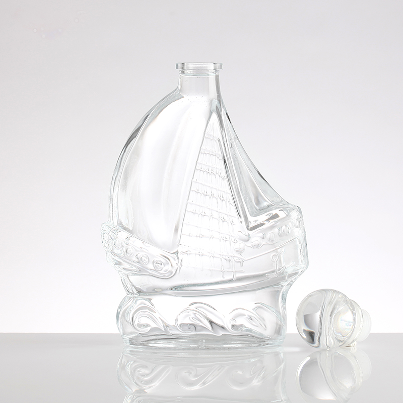 Customizable Sealing Type White Frosted Vodka Bottle for Special Occasions