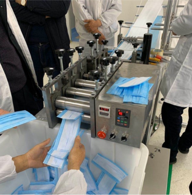 High Output Non Woven Antiviral Face Mask Making Machine