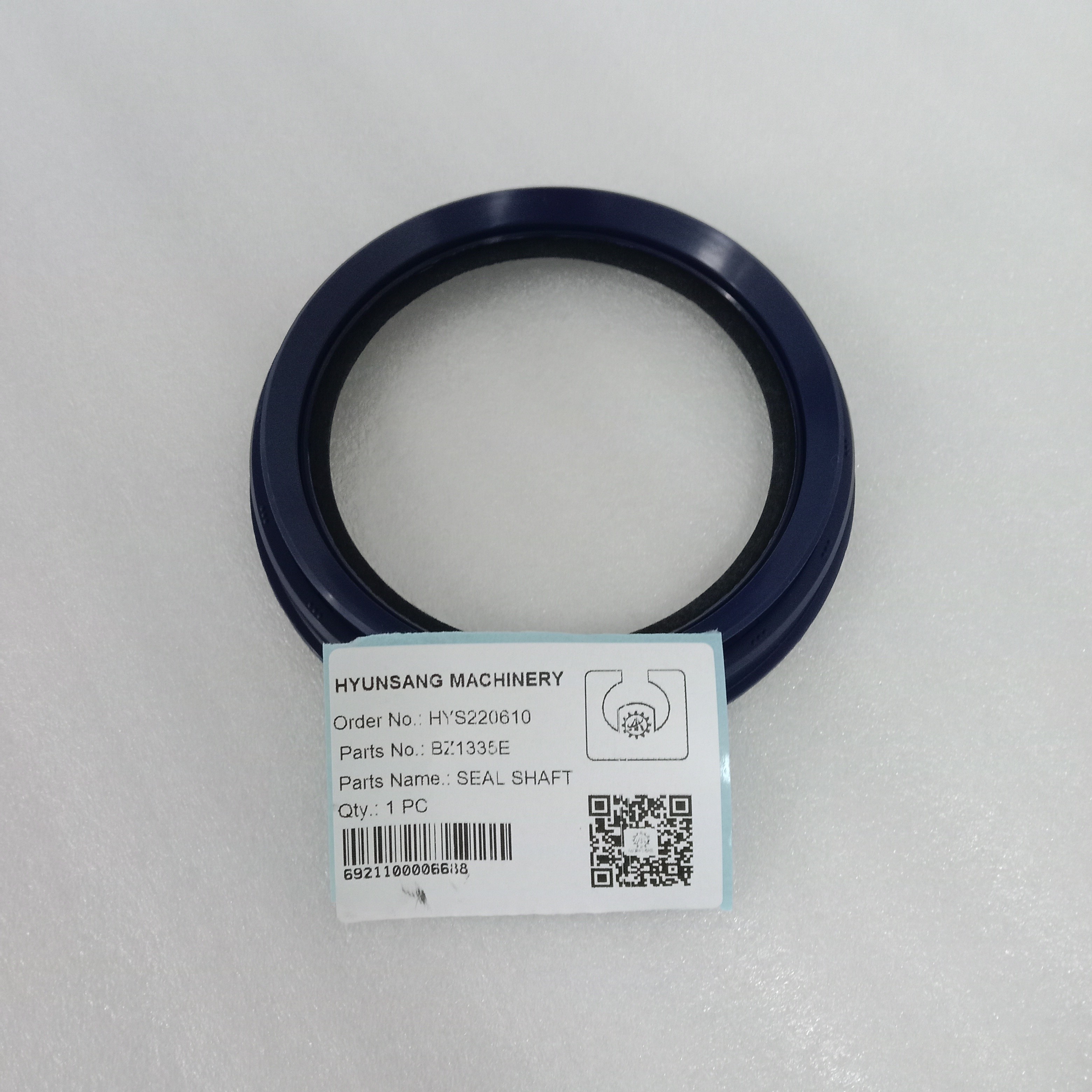 Excavator Parts Seal Shaft BZ1335E BZ5161E BH6807E BZ6303E For HD1250