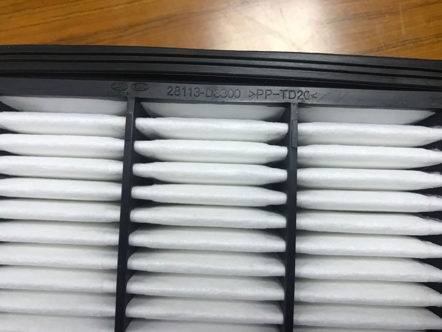 Customized Black PP White Korean Car Engine Air Filter 28113-D3300