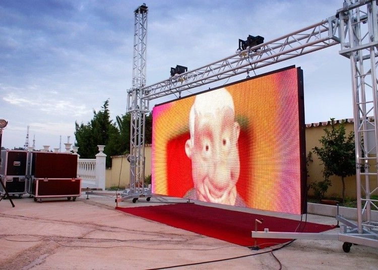 P4 Full Color High Brightness Steel Smd2121 Advertising LED Rental Screen Iron and Steel Cabinet 2500nits Brightness