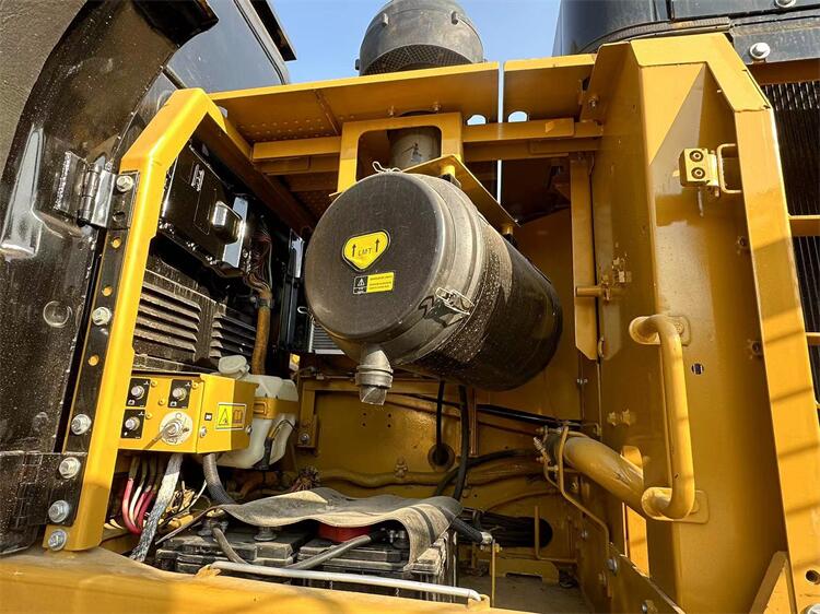 Used 200KW CAT336 Crawler Excavator 36ton for High Power Mining Exploitation in Japan