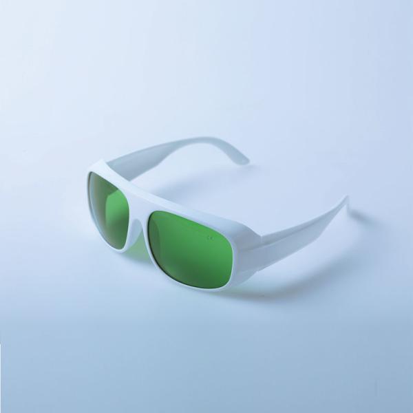 Buy cheap Green 630-660nm&800-1100nm Laser Cutter Safety Glasses for Red Lasers, 808nm Diodes from wholesalers