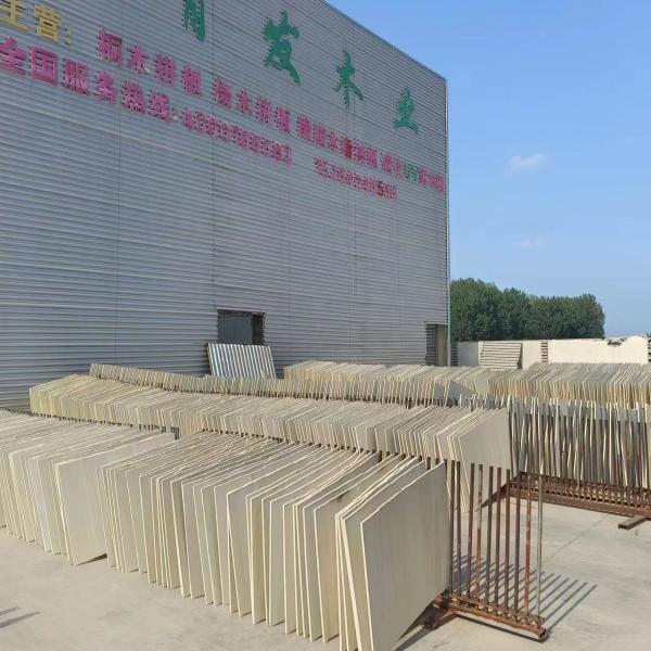 Building Construction Solid Wood Boards Length 2000mm / 2440mm / 2500mm / 3050mm