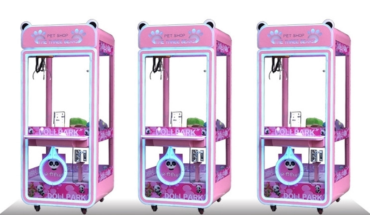 Pink Gift Toy Crane Machine With Metal / Tempering Glass Material