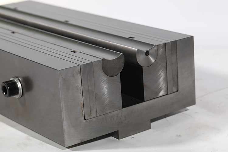 Hydraulic Adjustable Groove Mold Lower Press Brake Punch And Die