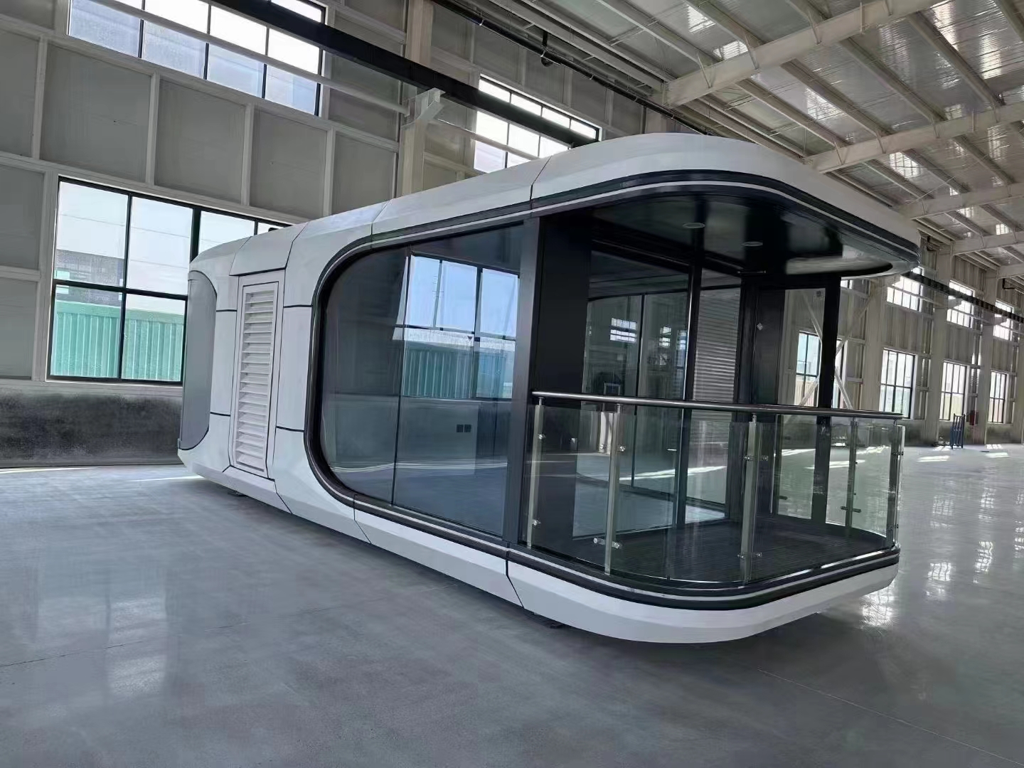 Tempered Glass Movable Prefabricated Tiny Space Capsule House for Customized Color