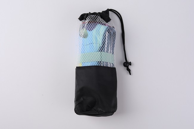 140x70cm Lightweight Beach Blanket Snap Fastener 200gsm Portable Mat