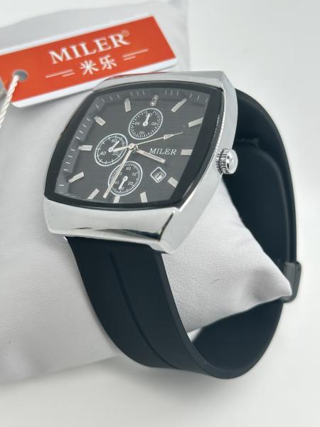 Buy cheap Durable And Elegant Men's Quartz Wrist Watch With Leather Band from wholesalers