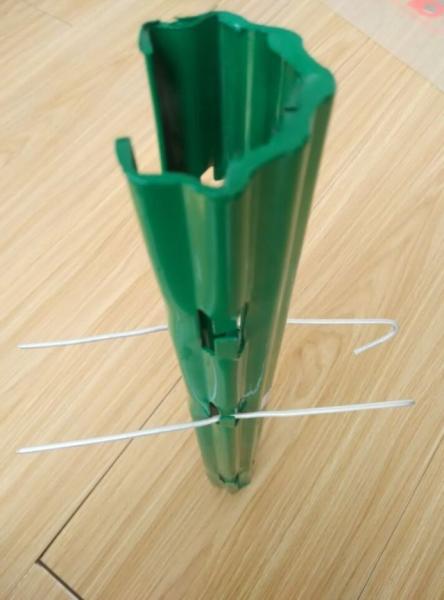 Buy cheap Durable Grape Vine Stakes / Galvanised Steel Vineyard Posts Package In Pallet from wholesalers