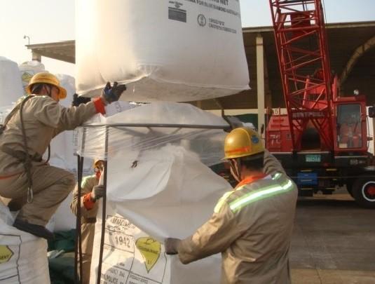 Buy cheap White Coated Grade Prilled Explosive Ammonium Nitrate MSDS , ISO from wholesalers