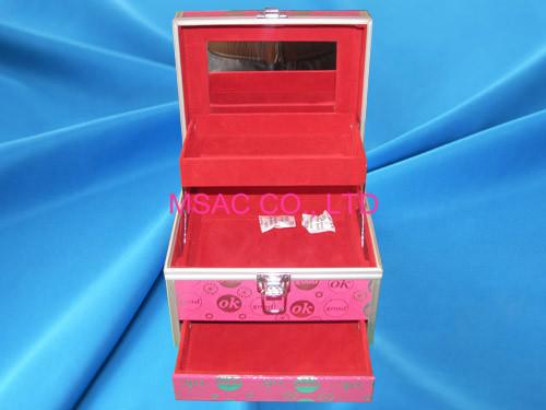 Buy cheap Multi - Purpose Aluminium Cosmetic Case Red Lining Inside L 220 X W 150 X H 180mm from wholesalers