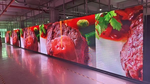3840HZ Refresh Rate LED Billboards with SMD2727 Led Lamp and Novastar Control System The Ultimate Advertising Solution