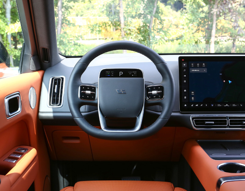 2023 Popular LI L8 Pro Extended Range Electric 6 seats SUV 2 motor Ternary lithium